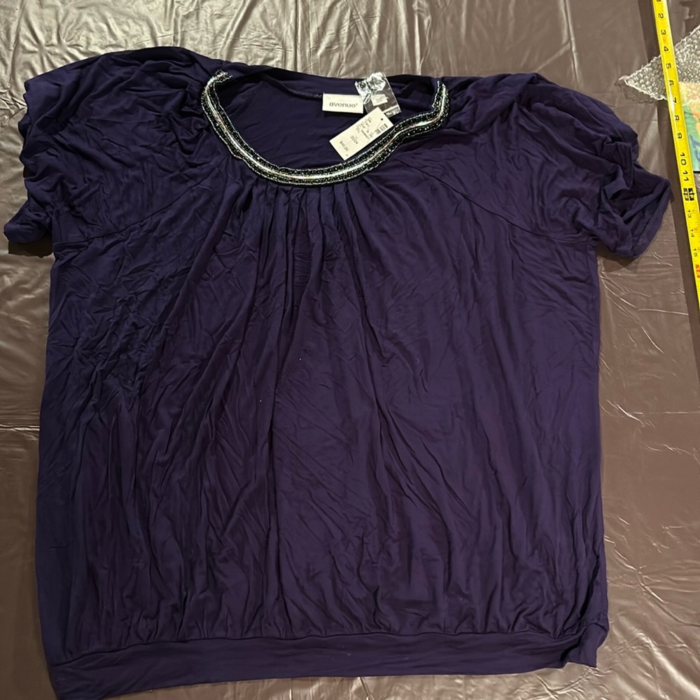 Purple Avenue 22/24 women’s top with sparkle neck